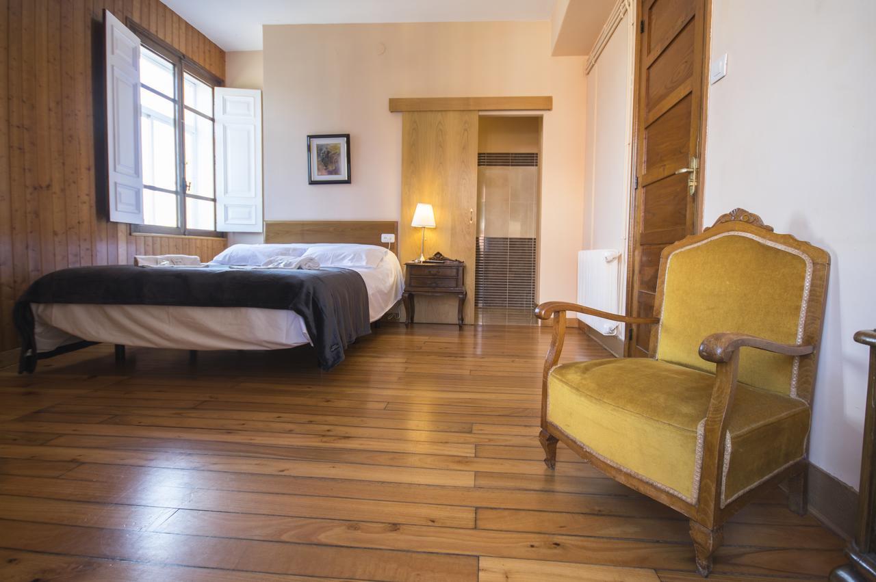 La Posada De La Casona De Sarria Ngoại thất bức ảnh